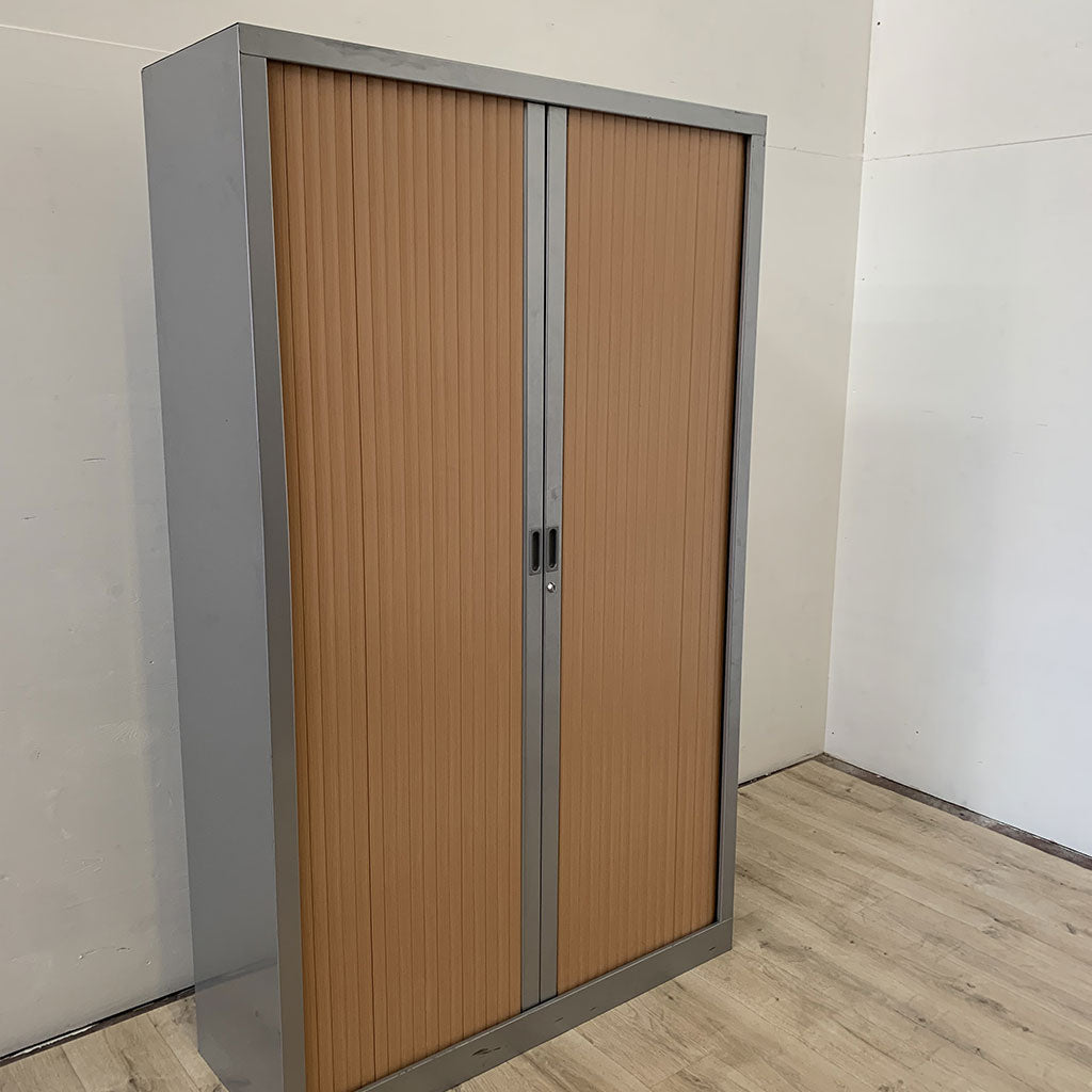 Armoire haute en métal avec portes coulissantes | Bureau, atelier, garage | Occasion