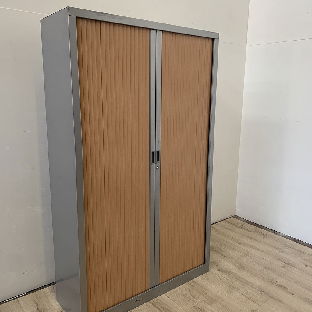 Armoire basse portes coulissantes d'occasion pour atelier / garage / b –  SOS BUREAU